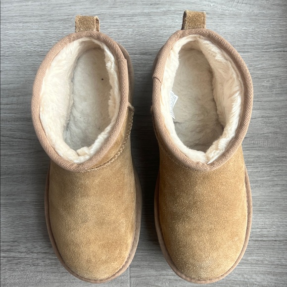 UGG Classic Ultra Mini Platform Boots – Chestnut – Women’s Size 7 - Picture 5 of 9